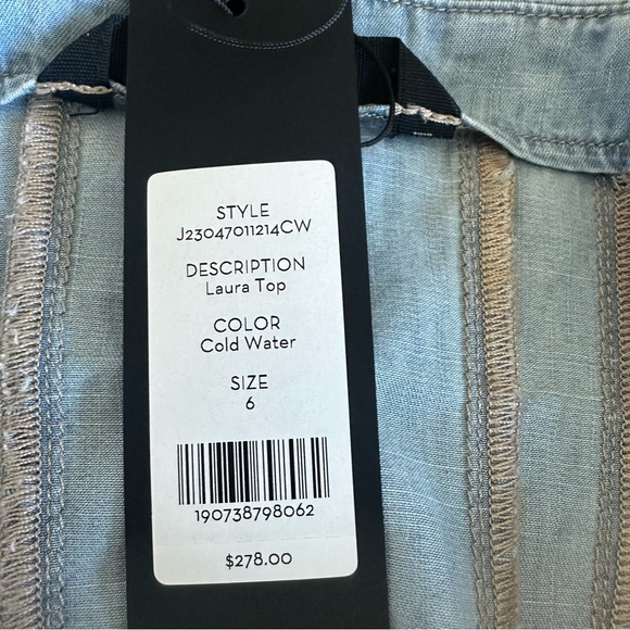 NWT Veronica Beard Light Blue Denim Laura Top. Size 6. - Picture 6 of 11
